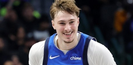 弗拉格全明星后23+7+6,六边形战士属性已兑现季前预测 弗拉格全明星后23+7+6,六边形战士属性已兑现季前预测