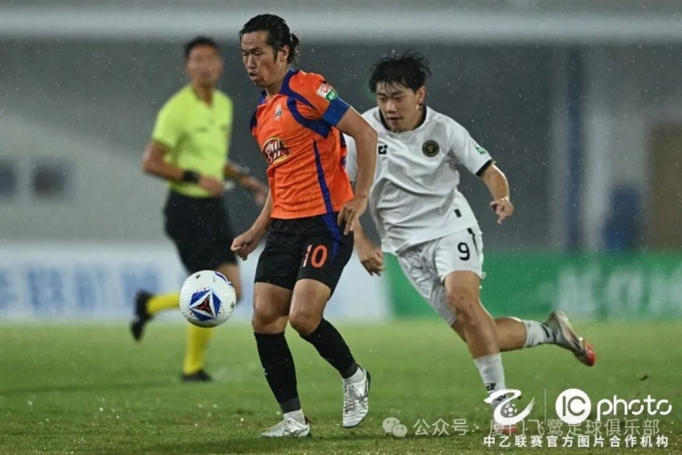 十人厦门飞鹭客场0-1温州,三连胜遭大雨终结 十人厦门飞鹭客场0-1温州,三连胜遭大雨终结