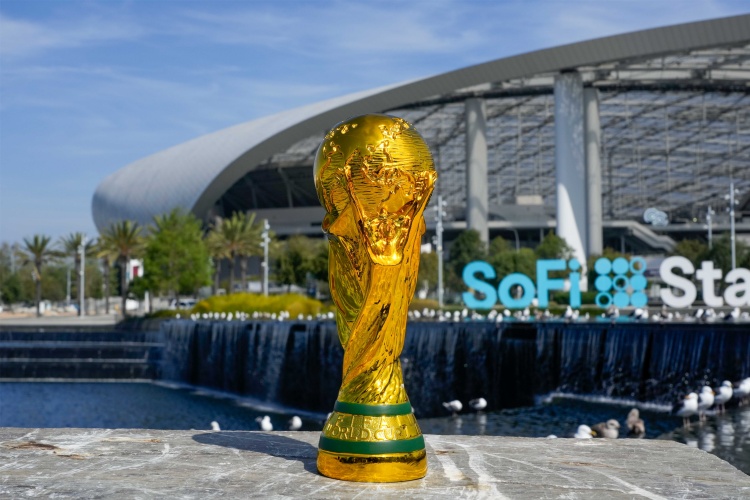 中国企业世界杯赞助腰斩:5亿美元仅列第二,较上届缩水64% 中国企业世界杯赞助腰斩:5亿美元仅列第二,较上届缩水64%