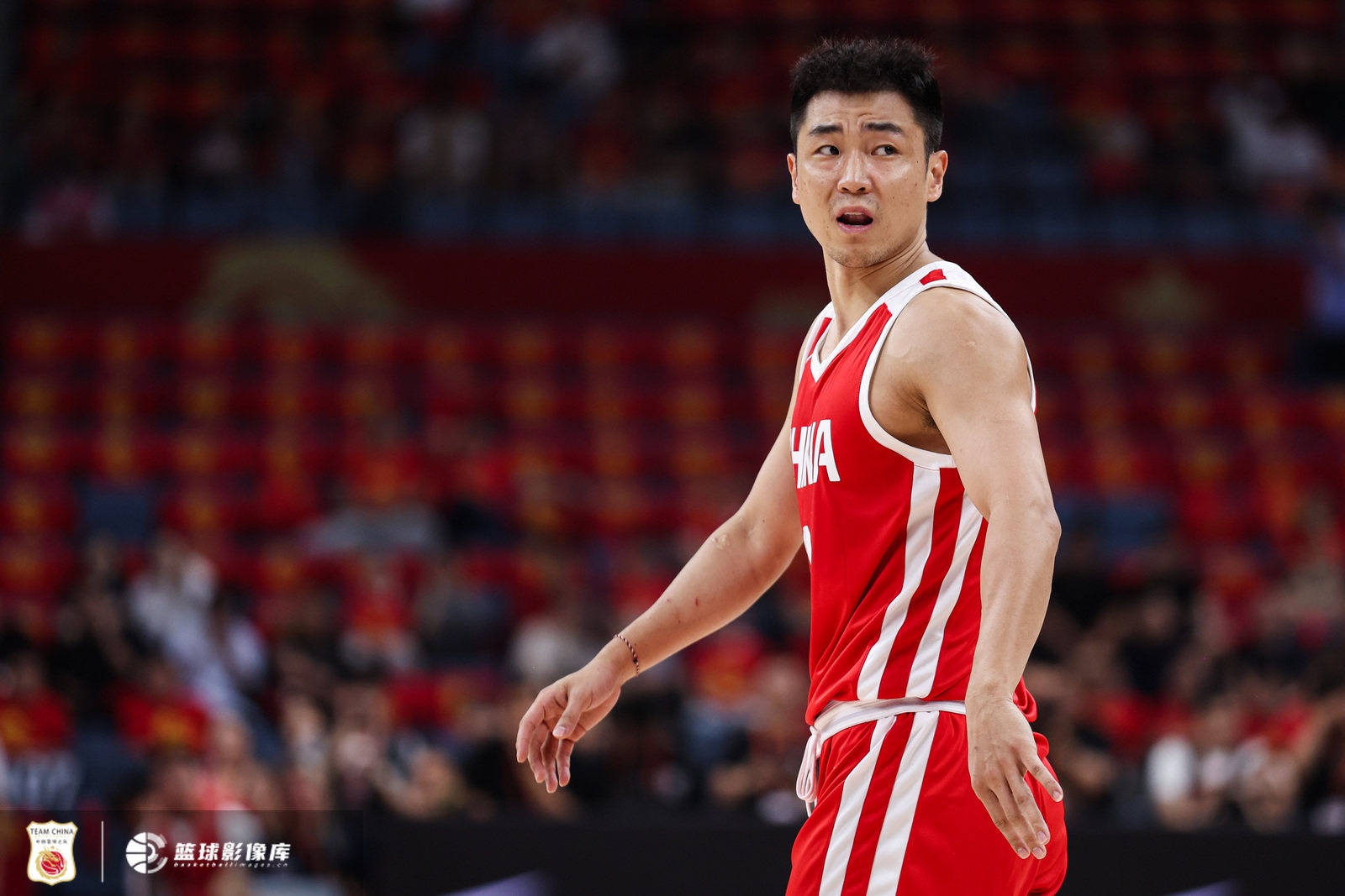 18年轮回:从奥运八强到主场惨败日本19分,中国男篮的体系崩塌 18年轮回:从奥运八强到主场惨败日本19分,中国男篮的体系崩塌