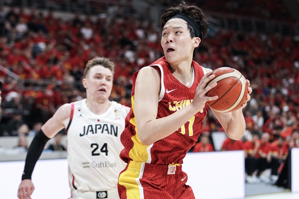 杨瀚森8月回国集训存变数 开拓者与Klutch倾向其留美