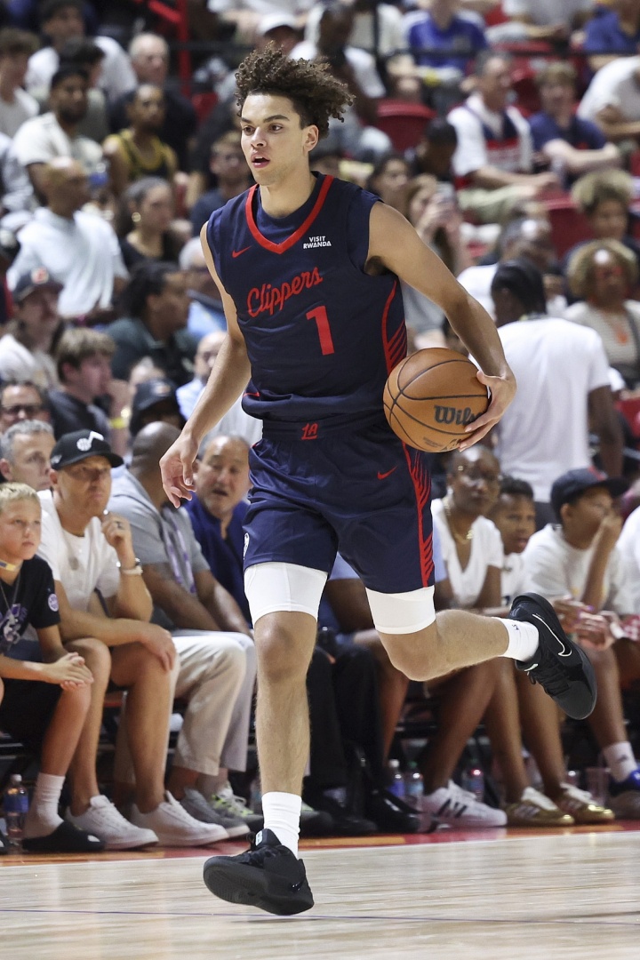 5号秀瓦格勒15投6中正负值-17 快船夏联不敌湖人