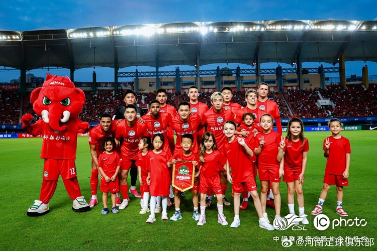 河南主场5-1狂胜海牛 纳萨里奥古斯塔沃梅开二度 河南主场5-1狂胜海牛 纳萨里奥古斯塔沃梅开二度