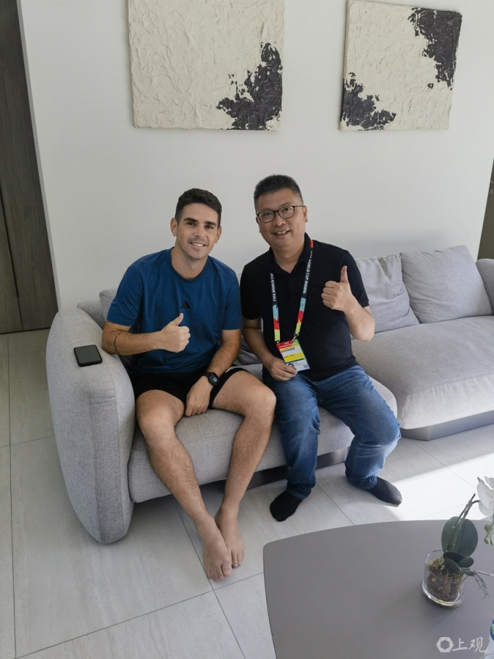 奥斯卡专访:计划上海办青训学院,愿助中国足球重返世界杯 奥斯卡专访:计划上海办青训学院,愿助中国足球重返世界杯