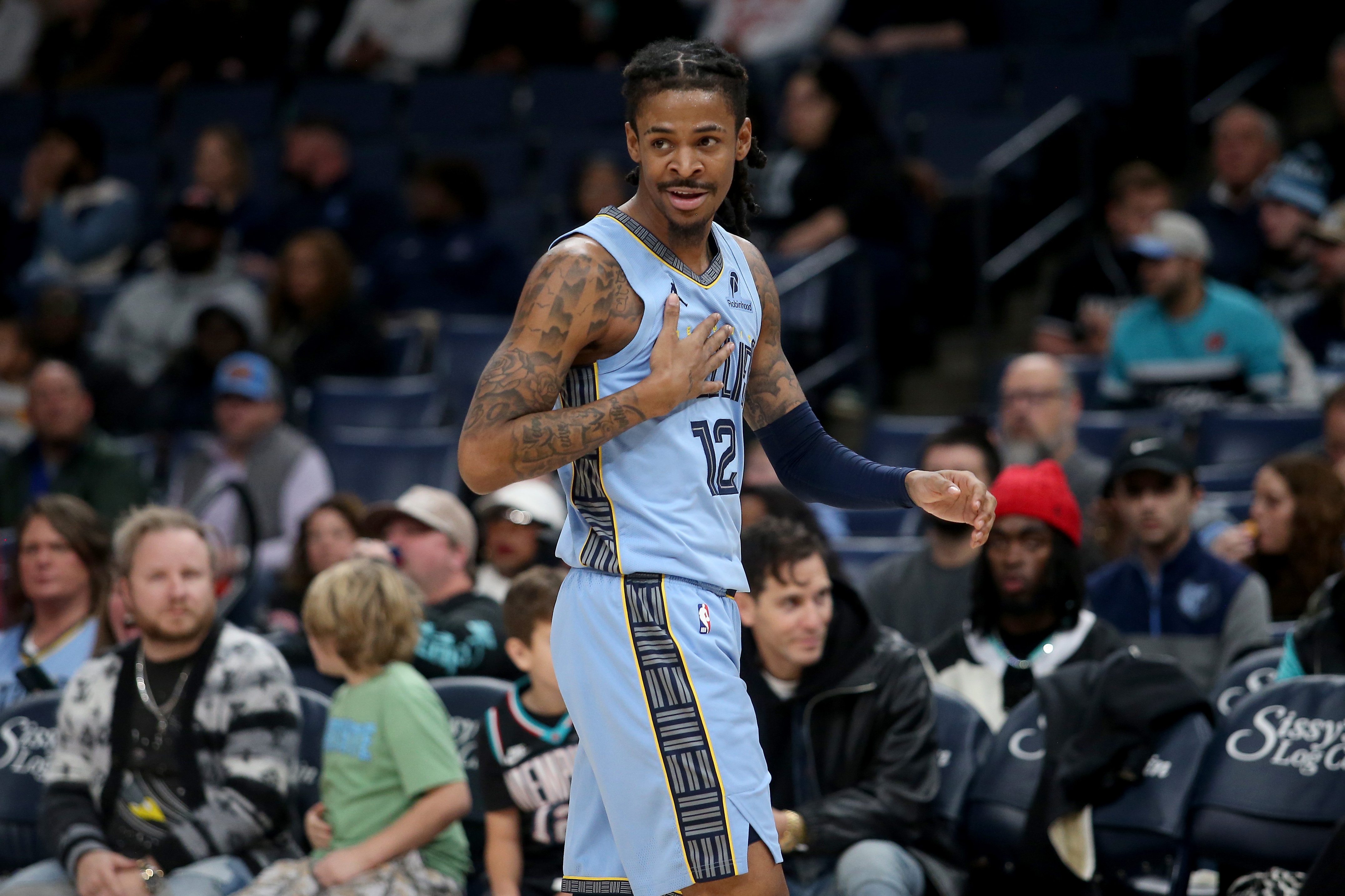 詹姆斯加盟76人跃升第5，雷霆马刺尼克斯居前三，NBA休赛期实力榜巨震
