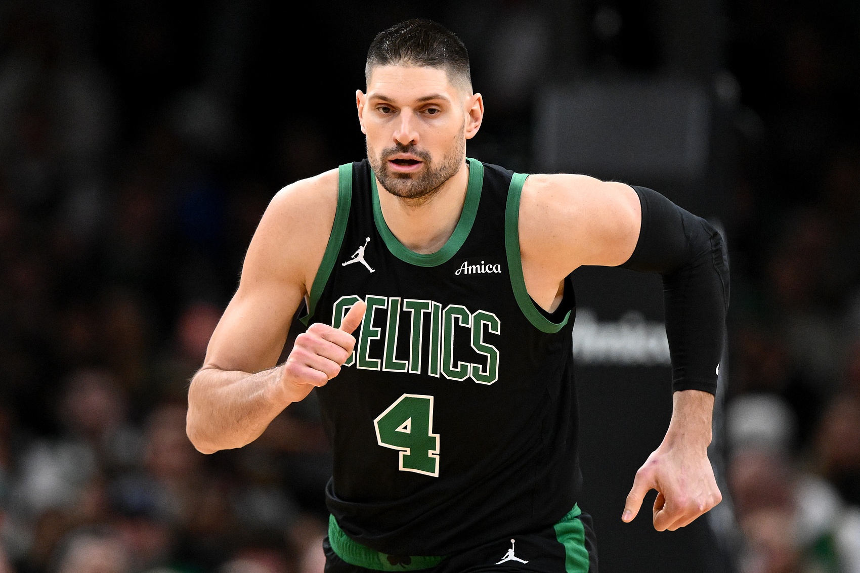 詹姆斯加盟76人跃升第5，雷霆马刺尼克斯居前三，NBA休赛期实力榜巨震