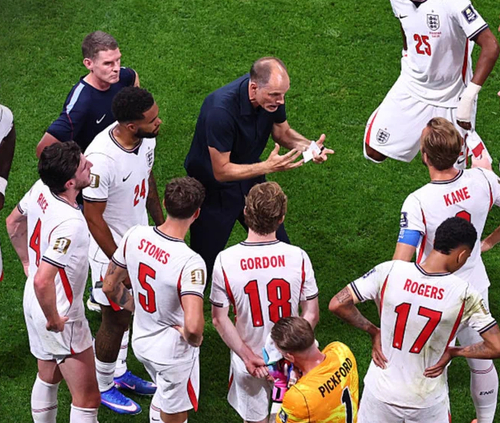 英格兰输球不能只怪图赫尔 对FIFA前十淘汰赛7战7负 技术差距拖垮体能 英格兰输球不能只怪图赫尔 对FIFA前十淘汰赛7战7负 技术差距拖垮体能