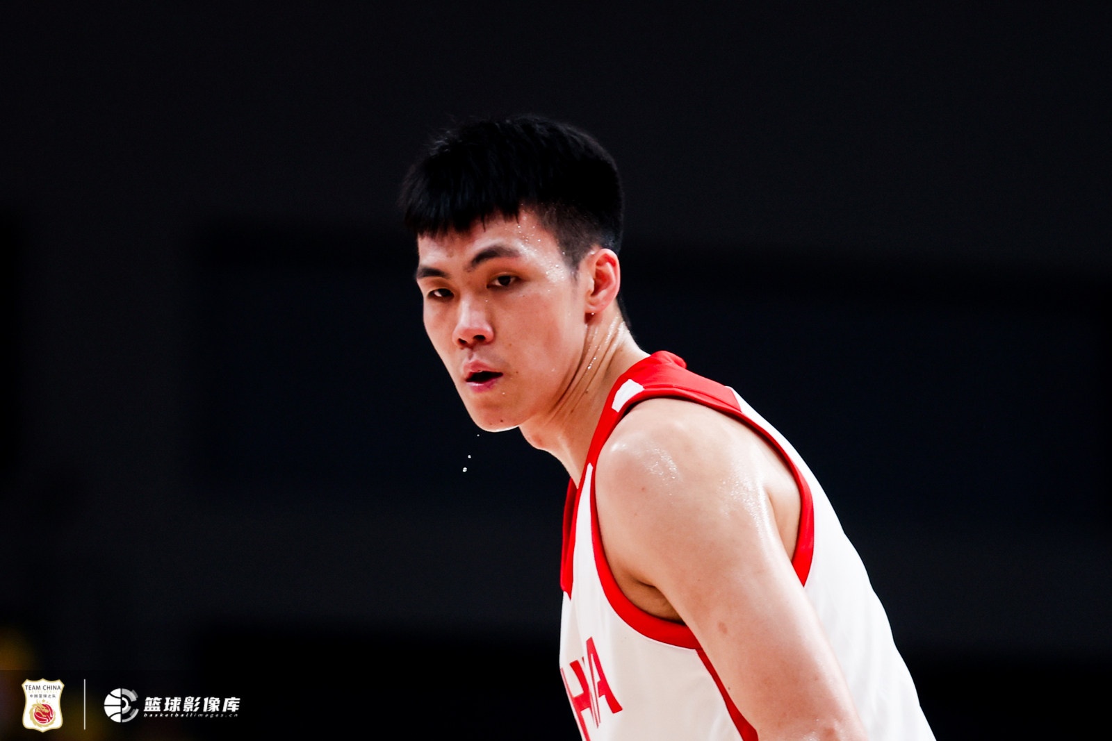媒体人:庞峥麟今夏几乎没拉过 李悦洲未来后卫重要人选 媒体人:庞峥麟今夏几乎没拉过 李悦洲未来后卫重要人选