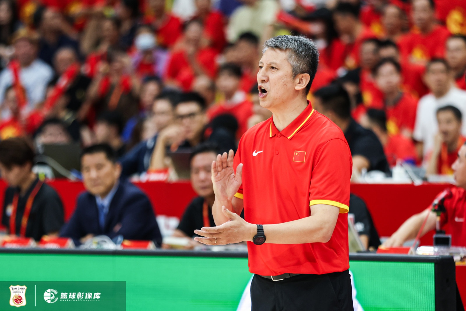 集训三个月进攻仍滞涩 中国男篮热身赛77-84新西兰