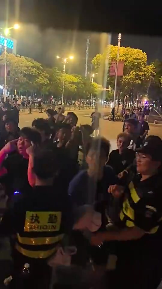 中足联重罚三镇!俱乐部罚6万+赛区罚2万+部分看台实施无观众1场 中足联重罚三镇!俱乐部罚6万+赛区罚2万+部分看台实施无观众1场